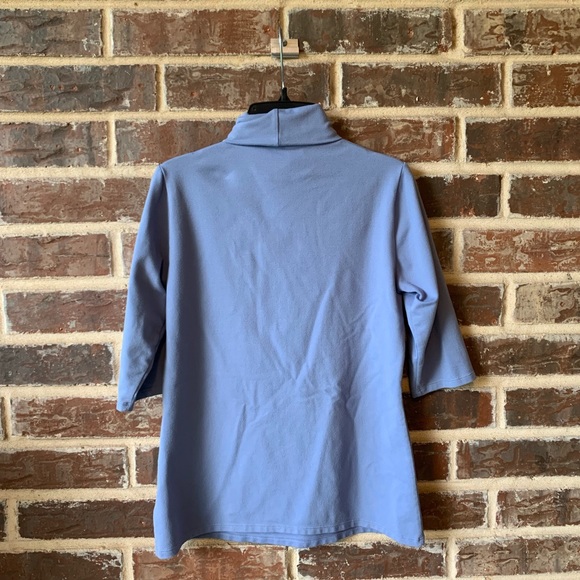 XS Women’s Athleta Turtleneck Shirt - Picture 2 of 4